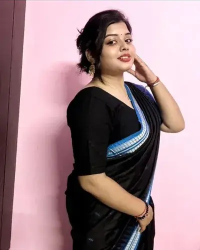 Call Girl in Shajapur